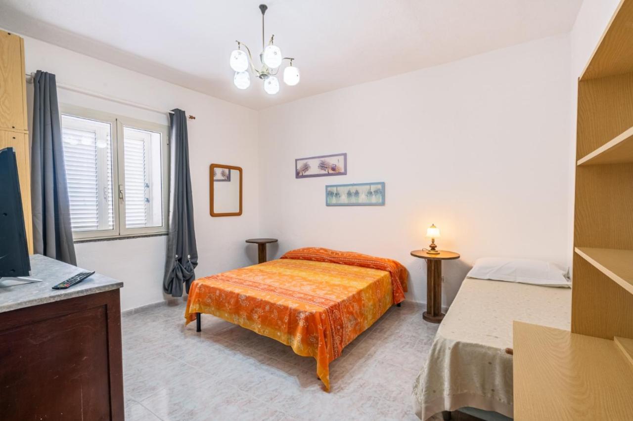 Casa Vacanze Relaxia Позада Екстер'єр фото